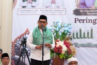 Bupati Barito Utara H. Shalahuddin menyampaikan sambutan pada kegiatan ramah tamah dan buka puasa bersama di Rumah Jabatan Bupati, Muara Teweh, Rabu (18/3/2026)