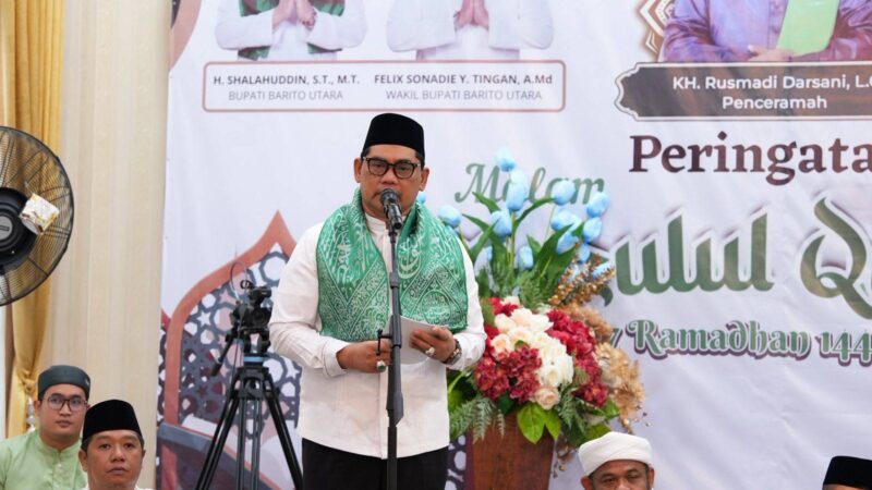 Bupati Barito Utara H. Shalahuddin menyampaikan sambutan pada kegiatan ramah tamah dan buka puasa bersama di Rumah Jabatan Bupati, Muara Teweh, Rabu (18/3/2026)