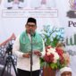 Bupati Barito Utara H. Shalahuddin menyampaikan sambutan pada kegiatan ramah tamah dan buka puasa bersama di Rumah Jabatan Bupati, Muara Teweh, Rabu (18/3/2026)