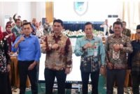 Bupati Barito Utara, H. Shalahuddin, memimpin rapat teknis percepatan rehabilitasi RSUD Muara Teweh, Rabu (21/4/2026).