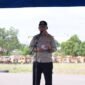 Bupati Barito Utara, H. Shalahuddin, menyampaikan sambutan pada pelepasan peserta Kalimantan Tribute 2026 di Muara Teweh, Senin (27/4/2026). 