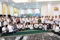 Bupati Barito Utara, H. Shalahuddin, menghadiri syukuran pelepasan jamaah calon haji 1447 H di Rumah Jabatan Bupati, Kamis malam (30/4/2026). 