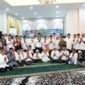 Bupati Barito Utara, H. Shalahuddin, menghadiri syukuran pelepasan jamaah calon haji 1447 H di Rumah Jabatan Bupati, Kamis malam (30/4/2026). 