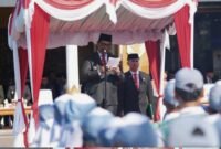 Bupati Barito Utara, H. Shalahuddin, membacakan sambutan Menteri Pendidikan Dasar dan Menengah pada upacara Hardiknas 2026, Sabtu (2/5/2026).